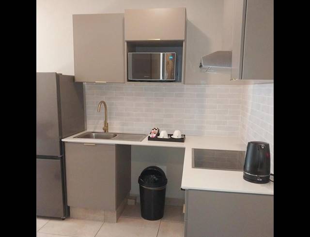 1 BEDROOM APARTMENT FOR SALE IN SANDTON CBD